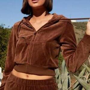 Brandy Melville Women's Brown Hoodie